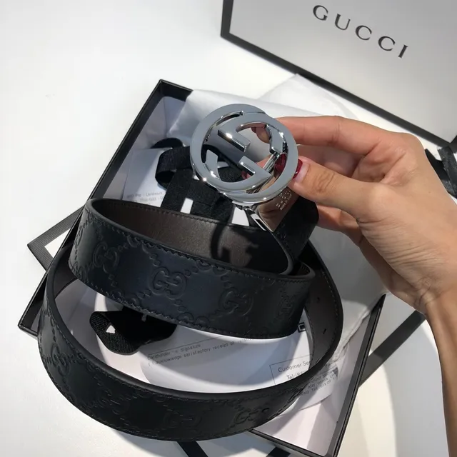 Gucci GG Marmont Interlocking G Buckle cinturón de cuero negro 5