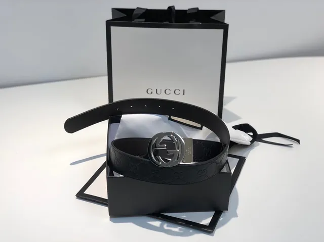 Gucci GG Marmont Interlocking G Buckle cinturón de cuero negro 6