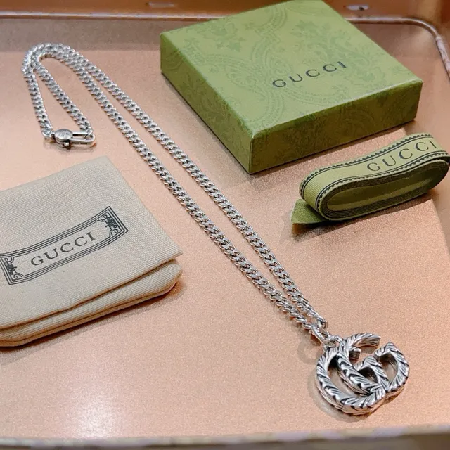 Gucci GG Marmont Interlocking G Rope Motif Collar de plata 6