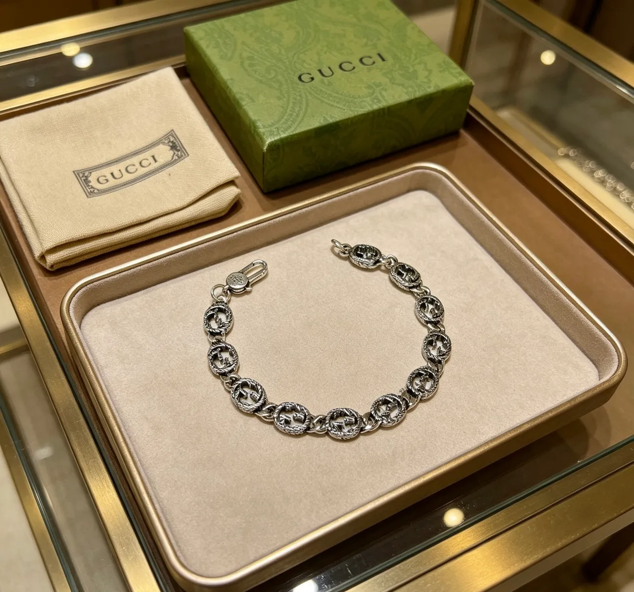 Gucci GG Marmont Interlocking G Rope-Textured Silver Bracelet 9