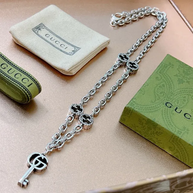 Gucci GG Marmont Key Pendant Silver-Tone Chain Necklace 5