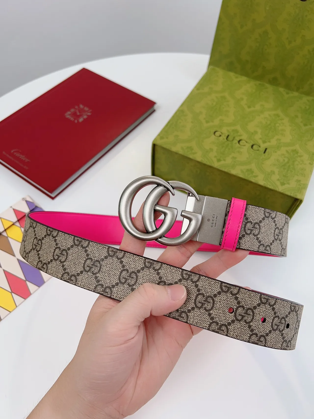 Gucci GG Marmont 可逆粉色和米色皮带 3