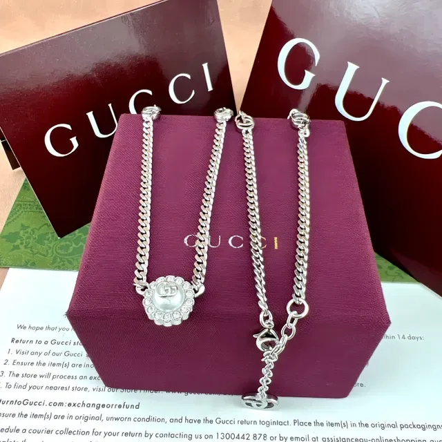 سوار Gucci GG Marmont ذهب وردي مزين بالكريستال سلسلة كيرب 6