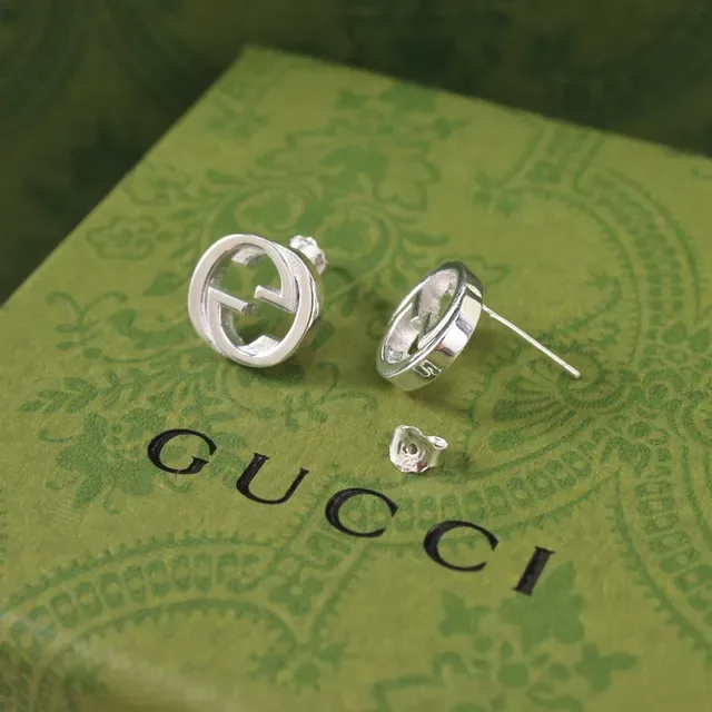 Gucci GG Marmont فضي بيج Interlocking G Logo أقراط دائرية Stud 8
