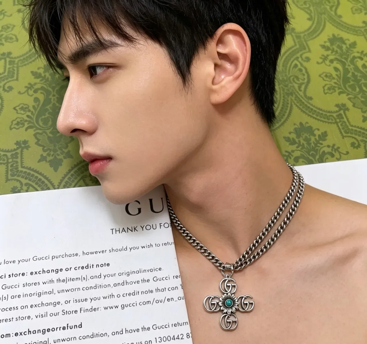 Collier Gucci GG Marmont Argent Bleu Chaîne Curb Chunky Pendentif Croix 3