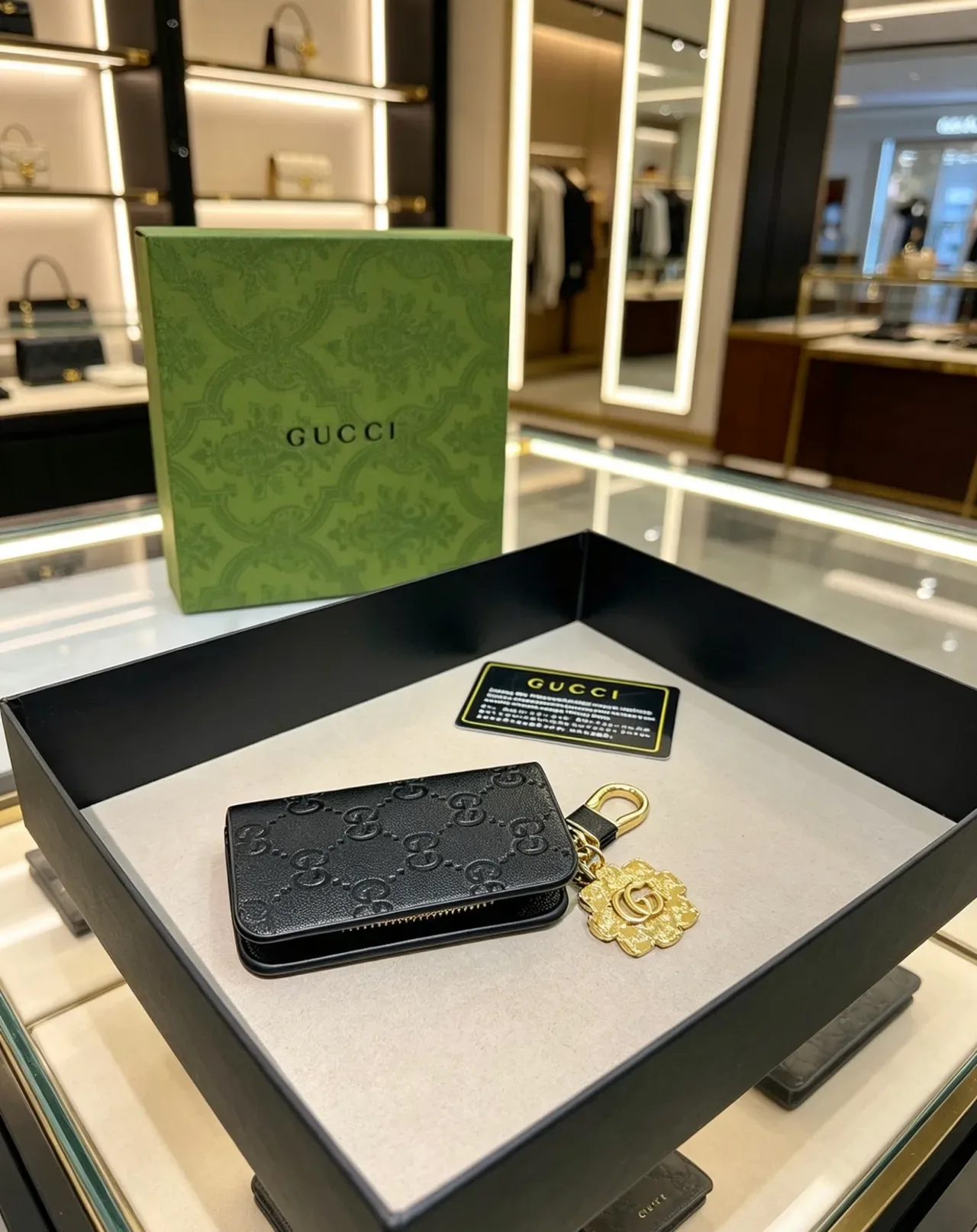 Gucci GG Monogram Portatarjetas Negro Oro Grabado Hardware 6
