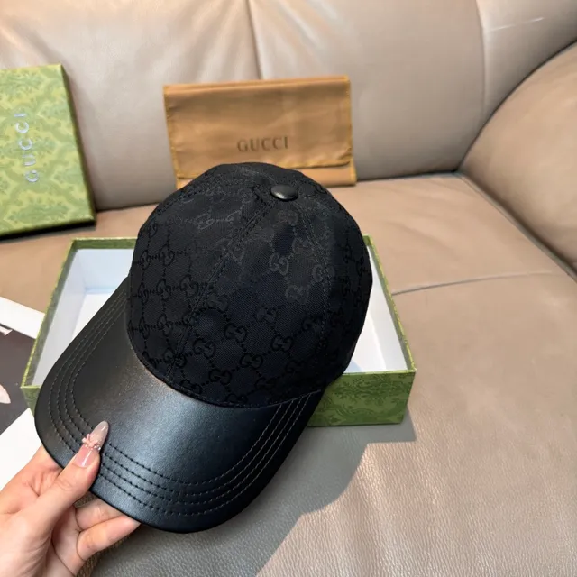 Casquette de baseball Gucci GG Monogram noire avec monogramme Jacquard au sommet, bord lisse en cuir synthétique 6