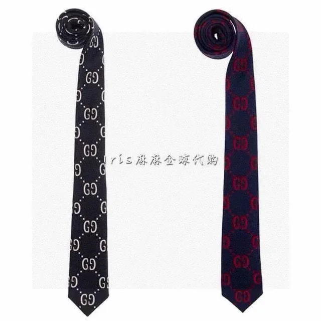 Gucci GG Monogram Corbata Azul Marino y Rojo 2