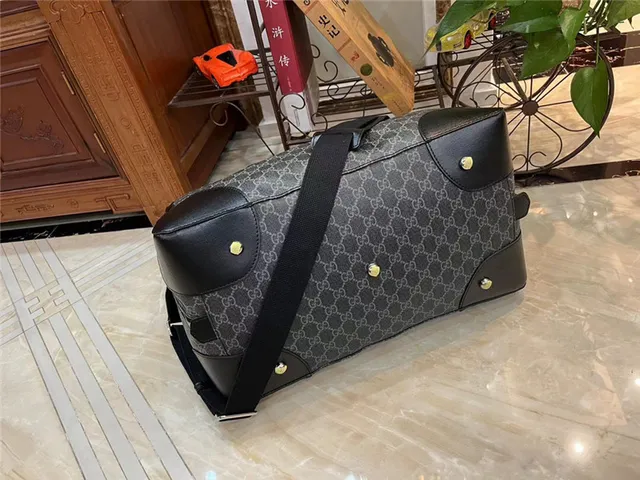 Gucci GG Supreme Gray and Black Duffle Bag 14