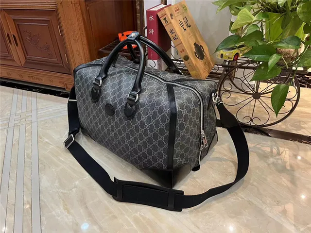 Gucci GG Supreme Gray and Black Duffle Bag 18