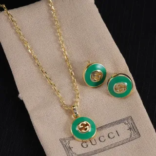Gucci Disco de Esmalte Verde Dorado Interconectado Logo G Collar