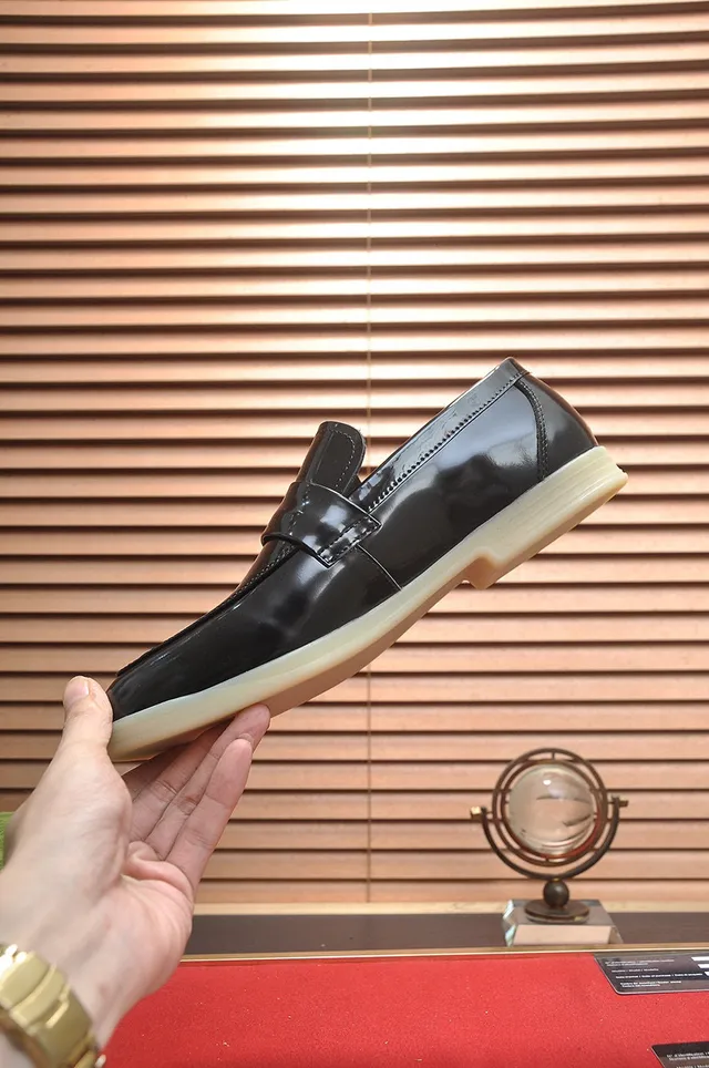 Gucci Horsebit 1955 Loafers de couro patentado preto 6