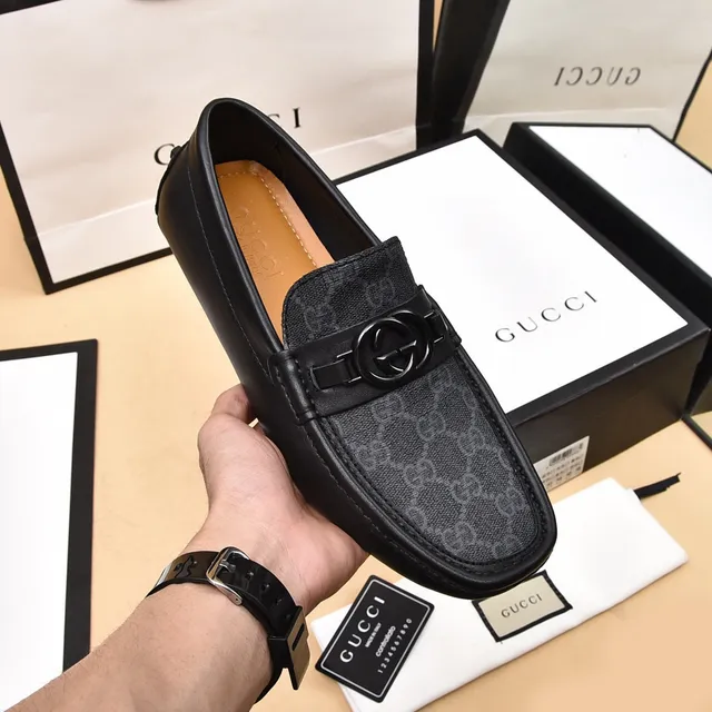 Gucci Horsebit 1955 GG Monogram Canvas 和黑色皮革乐福鞋 5