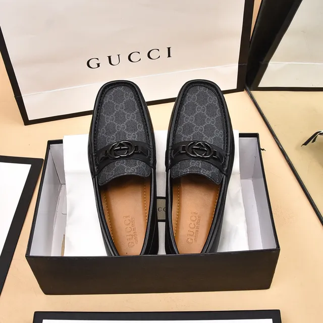 Gucci Horsebit 1955 GG Monogram Canvas 和黑色皮革乐福鞋 9