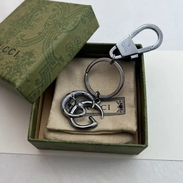 Gucci Interlocking G 金银图案金属光泽手链 5