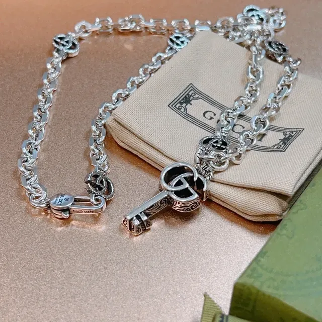 Gucci Interlocking G Key Pendant Silver Chain Necklace 4