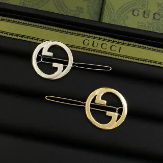 Gucci Interlocking GG सिल्वर गोल्ड लोगो सर्कुलर मेटल फ्रेम ब्रोच