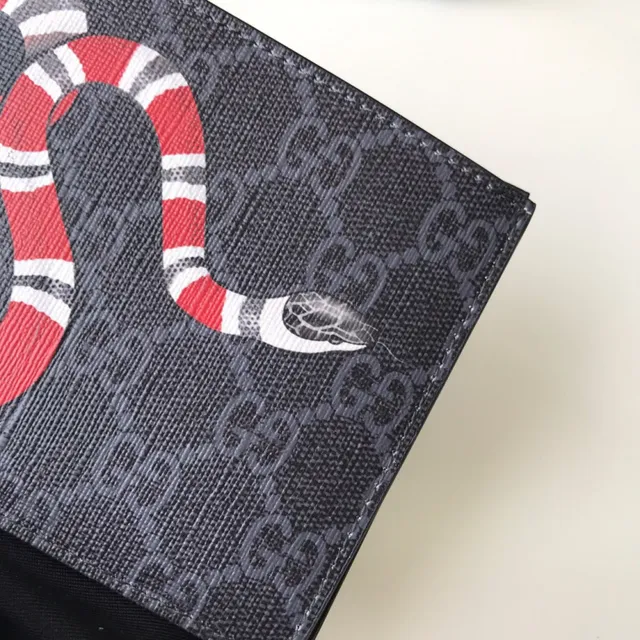 Gucci King Cobra Print GG Supreme Cartera Corta 7