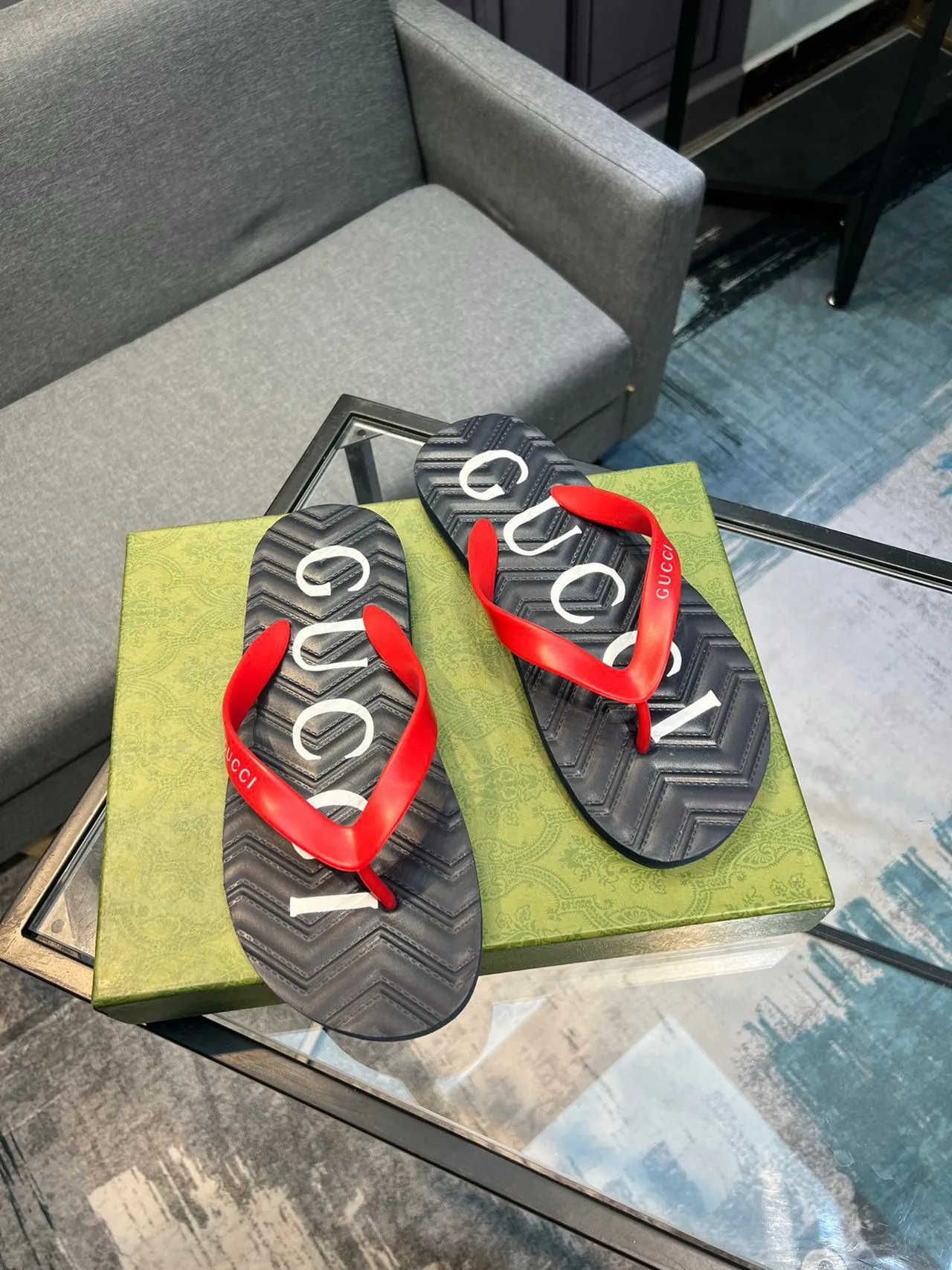 Gucci Logo-Print Navy and Red Flip-Flop Slippers 5