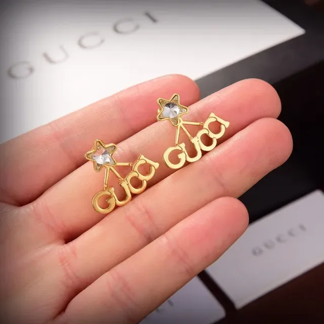 Gucci Logo Star সোনার স্বচ্ছ কানের দুল 4