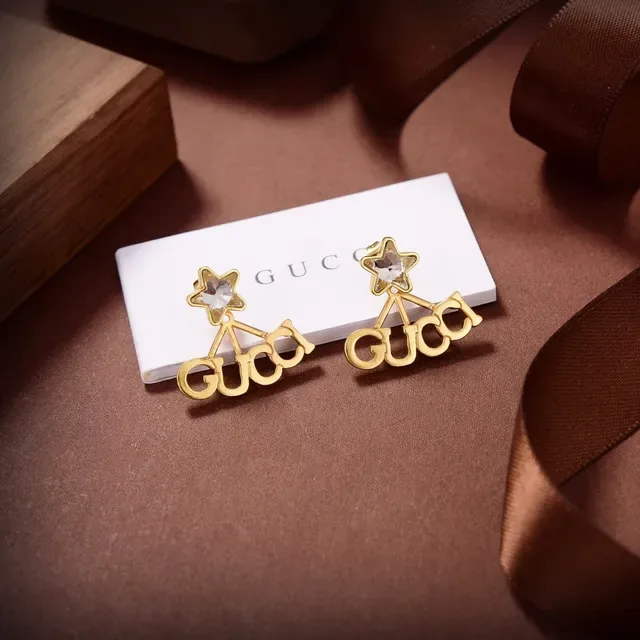 Gucci Logo Star সোনার স্বচ্ছ কানের দুল 6