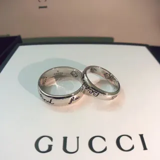Gucci Love Ring 抛光银色 刻字 花卉图案 戒指