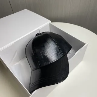 古驰印花色调黑色棒球帽