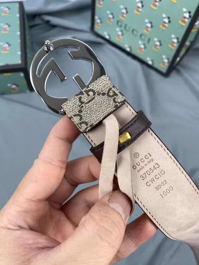 Gucci Ophodia بيج بني GG مونوغرام كانفاس طباعة ديزني ميكي ماوس حزام جلدي 2