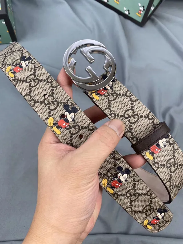 Gucci Ophodia بيج بني GG مونوغرام كانفاس طباعة ديزني ميكي ماوس حزام جلدي 6