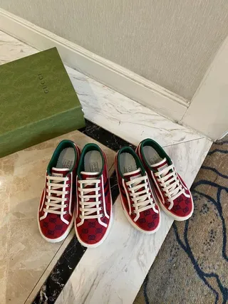 Gucci أحمر أخضر GG Monogram قماش شبكي تفاصيل الشريط أسلوب الحياة الأحذية الرياضية 2