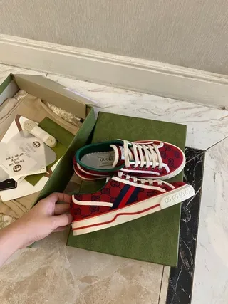 Gucci أحمر أخضر GG Monogram قماش شبكي تفاصيل الشريط أسلوب الحياة الأحذية الرياضية 9