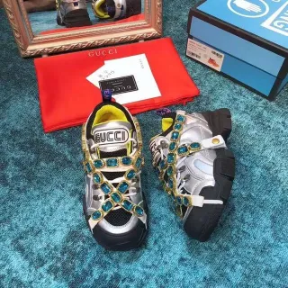 Gucci Rhyton Zapatillas Lifestyle Plateadas con Cristales Incrustados