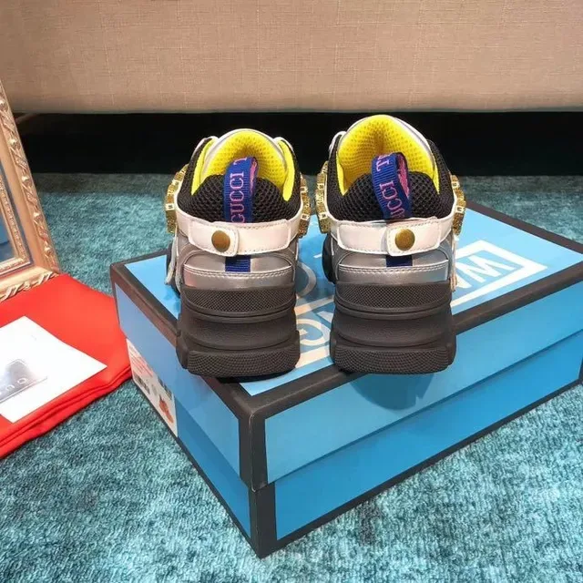 Gucci Rhyton Zapatillas Lifestyle Plateadas con Cristales Incrustados 7