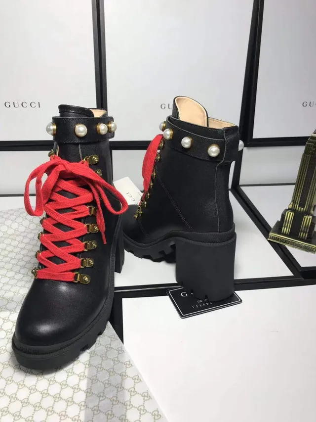 Gucci Rhyton Sangle Perle Bottines Noires à la Cheville 2