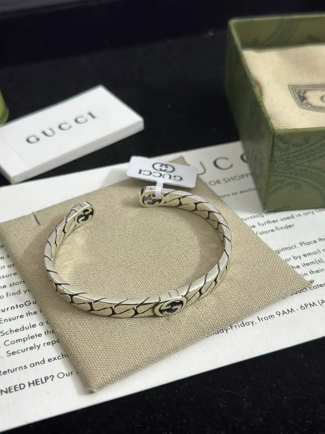 Gucci Scale-Link Silver-Toned Open Cuff Bracelet 2