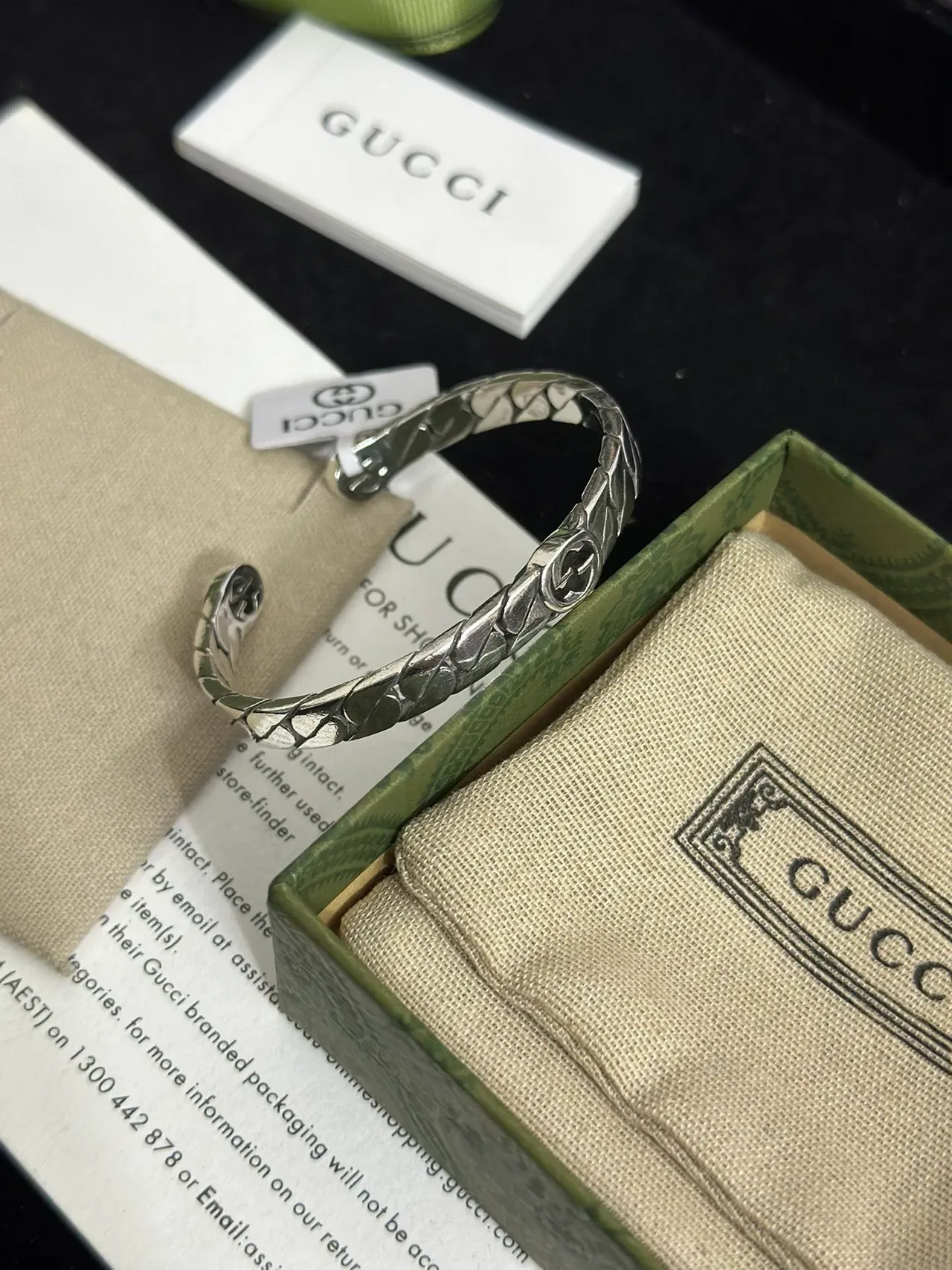 Gucci Scale-Link Silver-Toned Open Cuff Bracelet 6