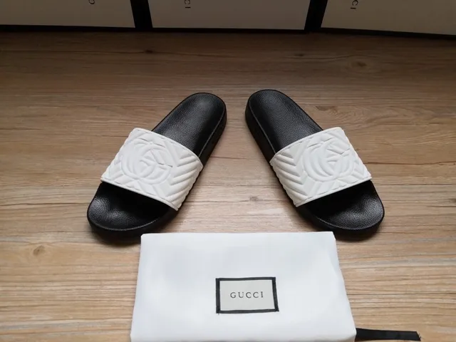 Gucci Screener Embossed GG Monogram Black and White Slippers 9
