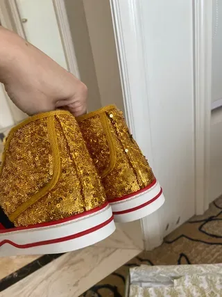 Gucci Screener Tênis Lifestyle Dourado com Paetês de Bico Alto 3