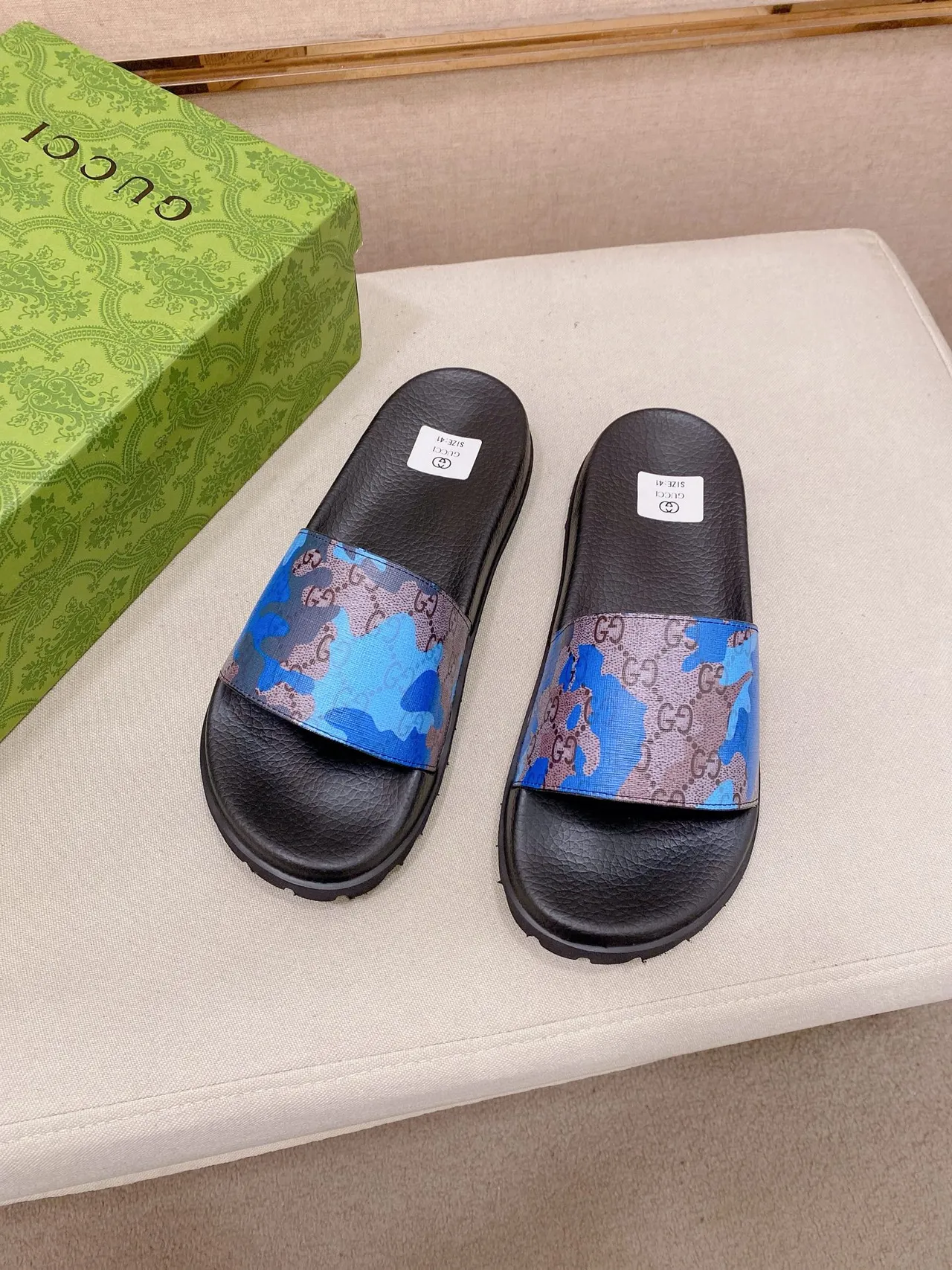 Gucci Screener Monogramme Camo Chaussons à glisser 8