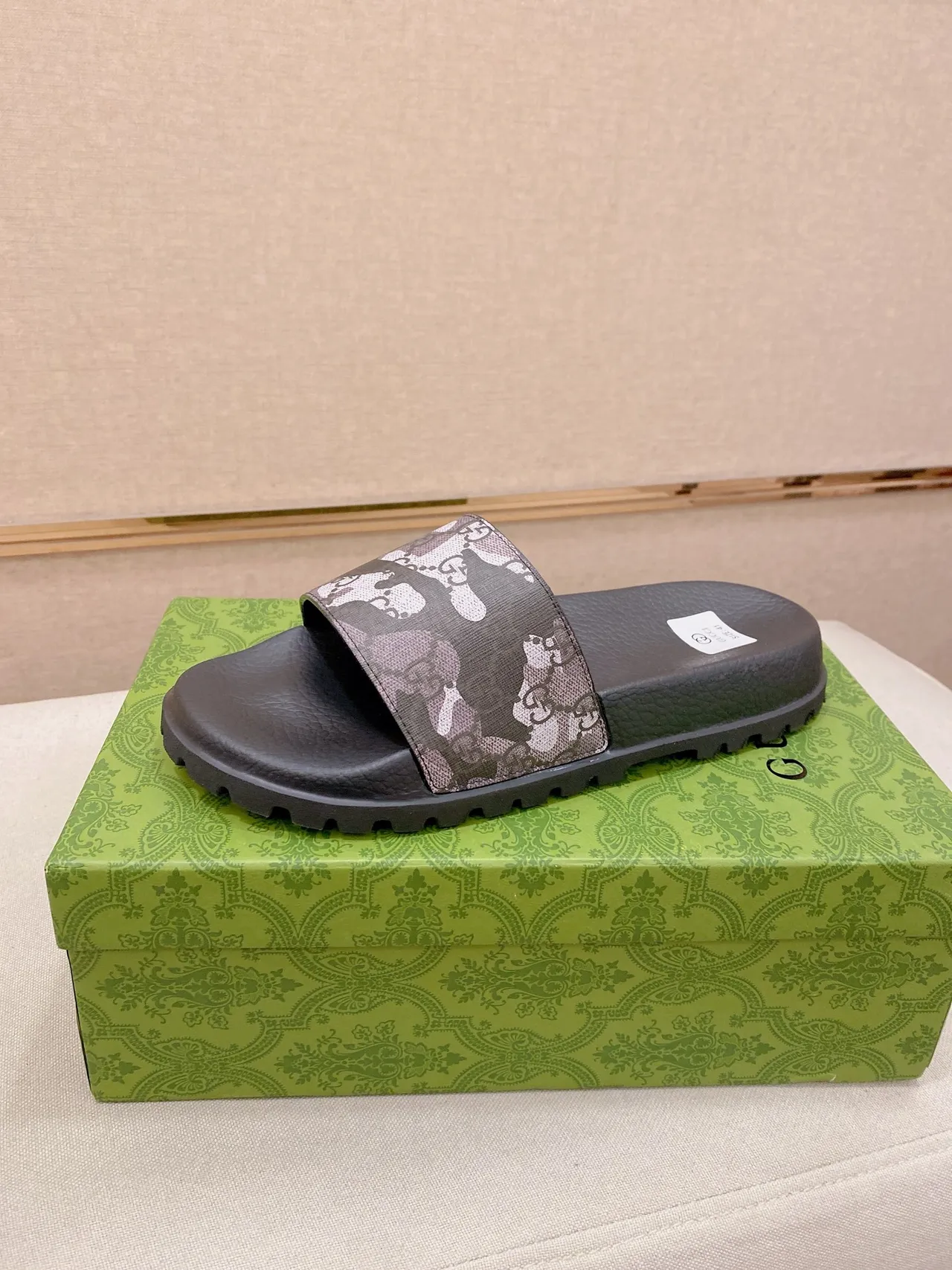 Gucci Screener Monogramme Camo Chaussons à glisser 10