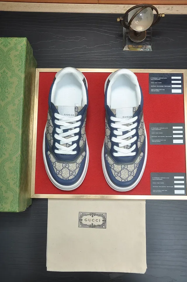 Gucci Screener Navy and Beige GG Monogram Tênis Lifestyle 2