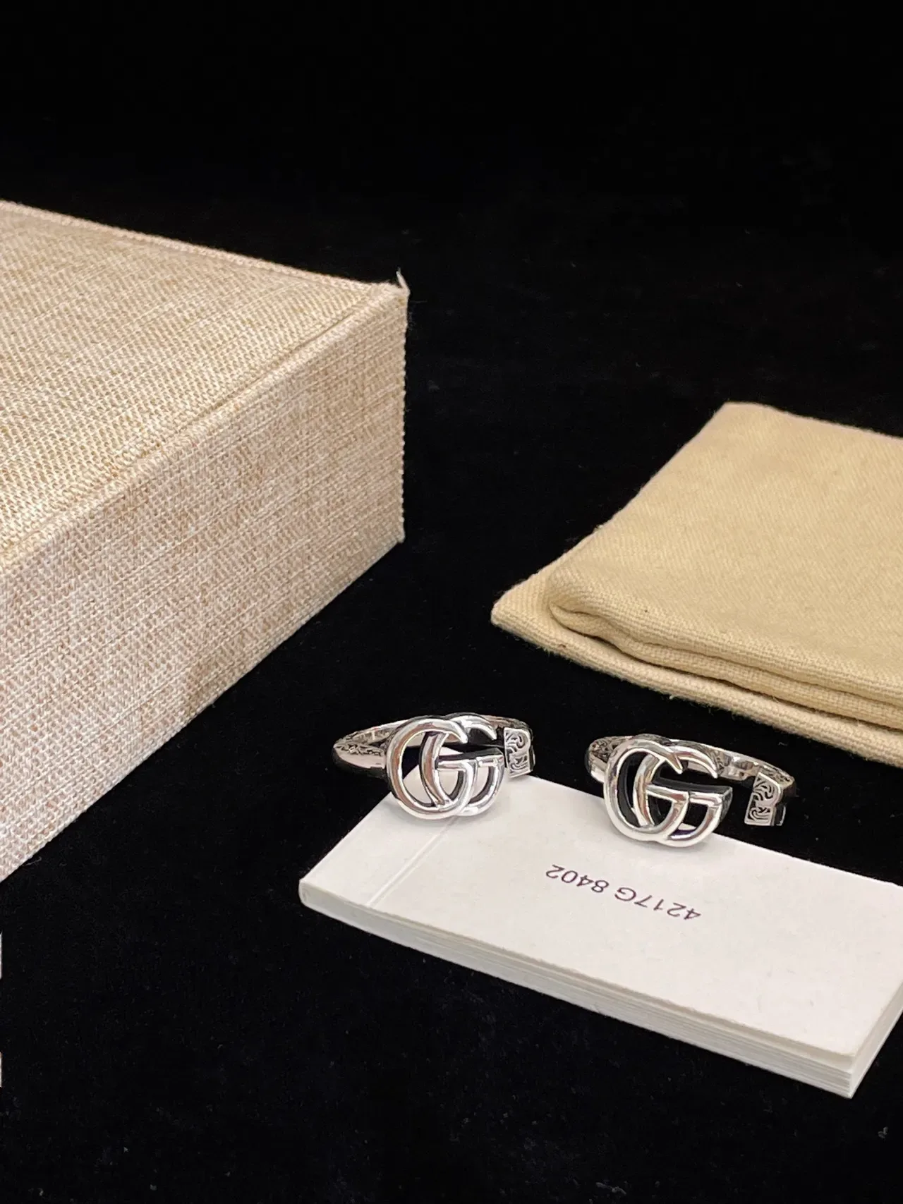 Gucci Plata Negro Interlocking Double G Motif Metal Pulido Anillo 6