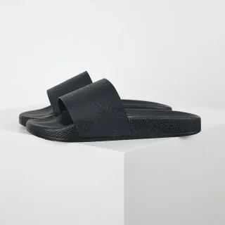 Gucci Slide 黑色印花压纹带拖鞋