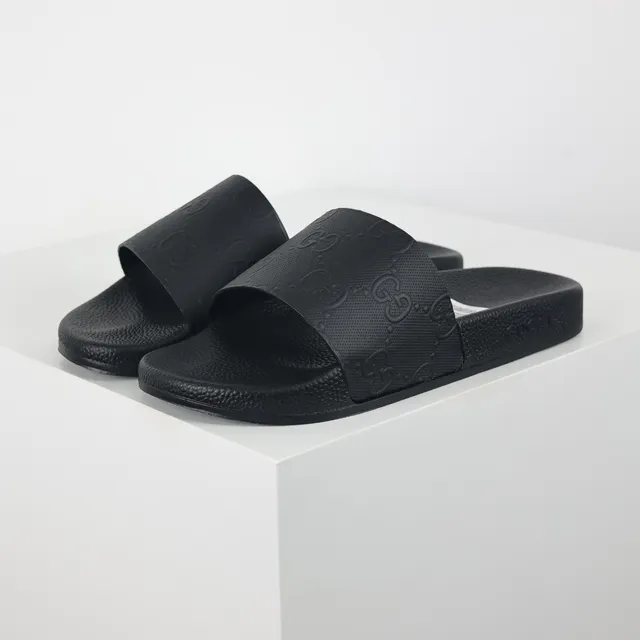 Gucci Slide Black Monogram-Embossed Strap Slippers 2