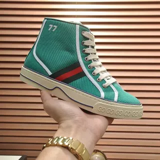 Gucci Tennis 1977 绿色帆布高帮生活方式运动鞋