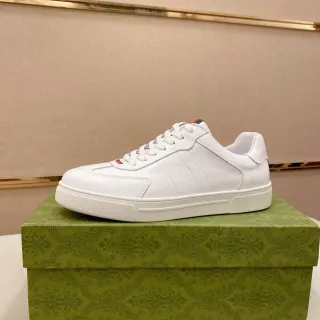 Gucci Tennis 1977 白色皮革 Web 条纹生活运动鞋
