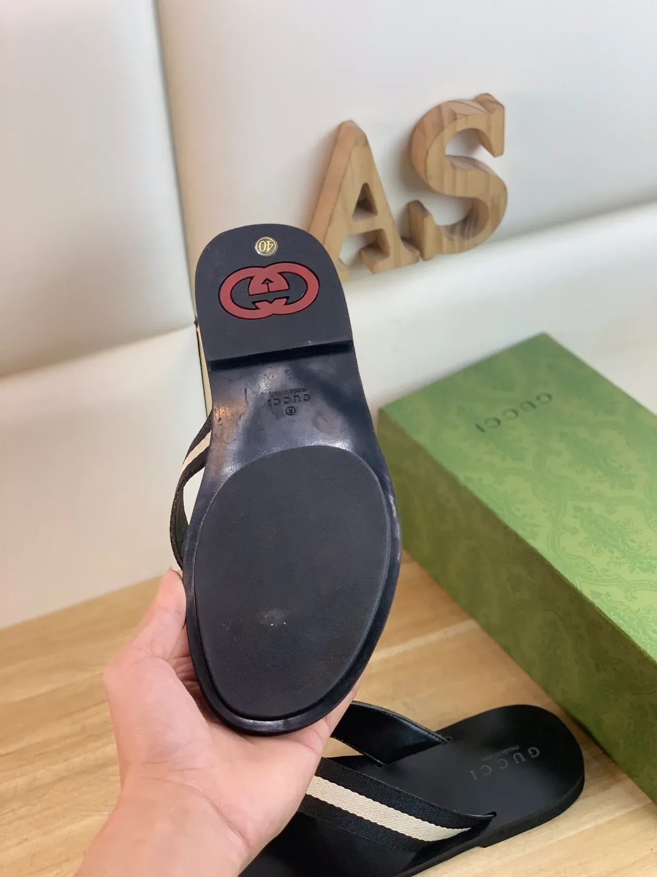 Gucci ويب ستريب فليب فلوب أسود بيج ثونج كاجوال صنادل 3