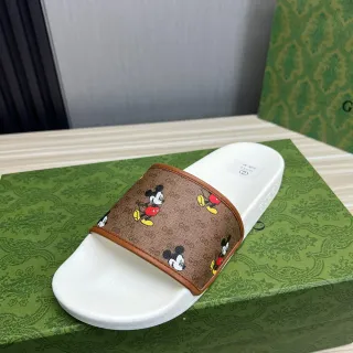 Gucci x Disney Mickey Mouse GG Supreme Slides