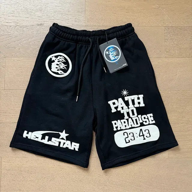 Hellstar Graphic-Print Drawstring Waist Shorts 15