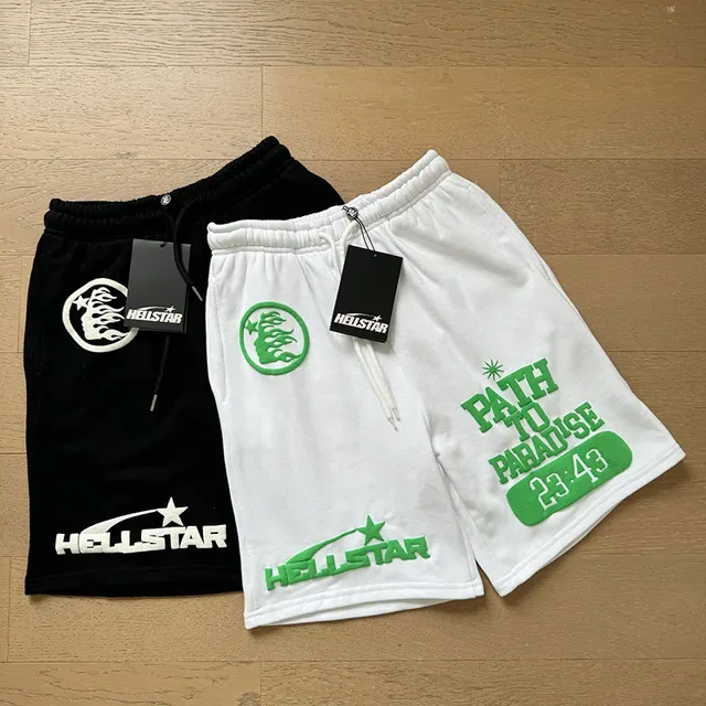 Hellstar Graphic-Print Drawstring Waist Shorts 21